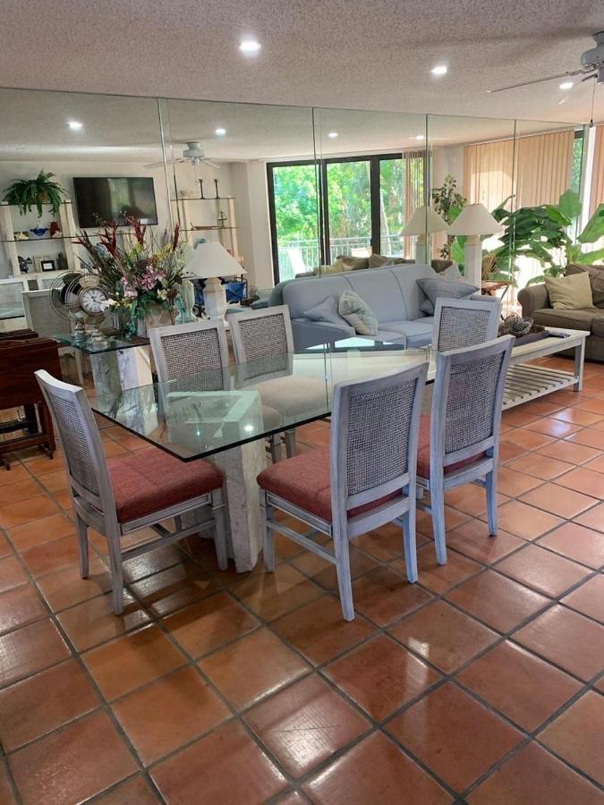 Beautifully Renovated Summer Of 2020 Come And Enjoy This Lovely Unit คีย์เวสต์ ภายนอก รูปภาพ